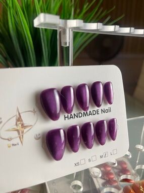Handmade Deep Purple Press-On Nails